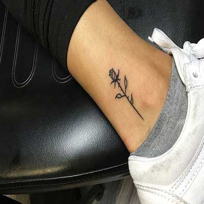 ایده تتو دخترانه گل مچ پا