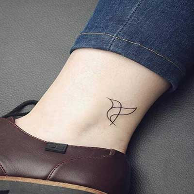 تتو پروانه مچ پا