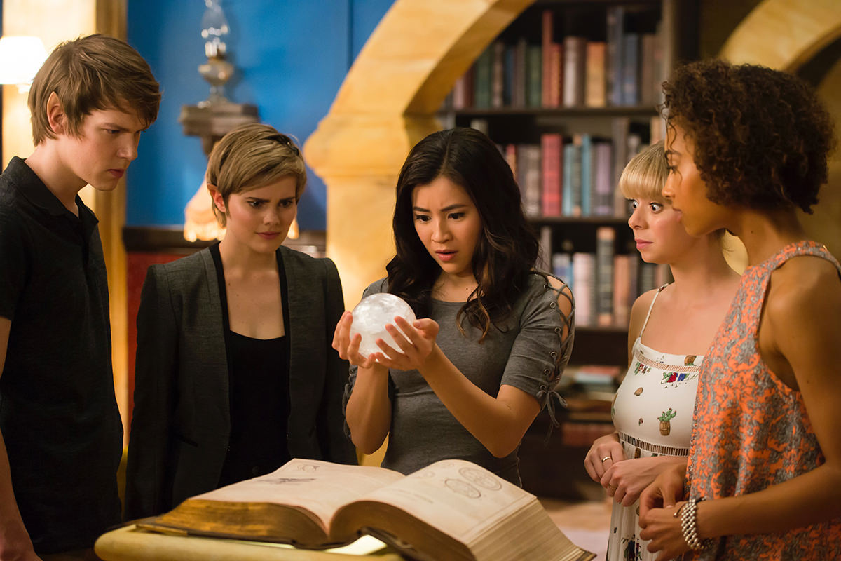 سریال The Bureau of Magical Things