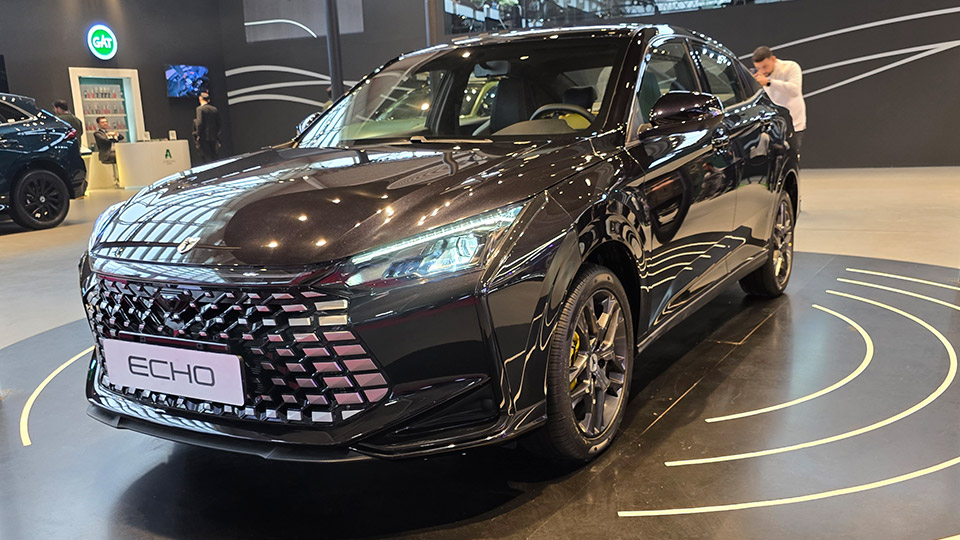 ماشین لاماری اکو