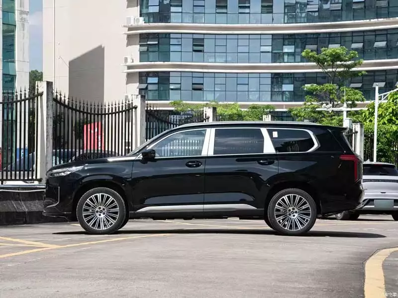 ماشین اکستریم QX