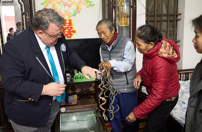 رکورد بلندترین ناخن