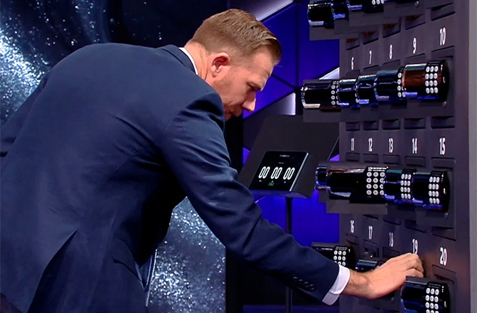 رکورد باز کردن گاوصندوق